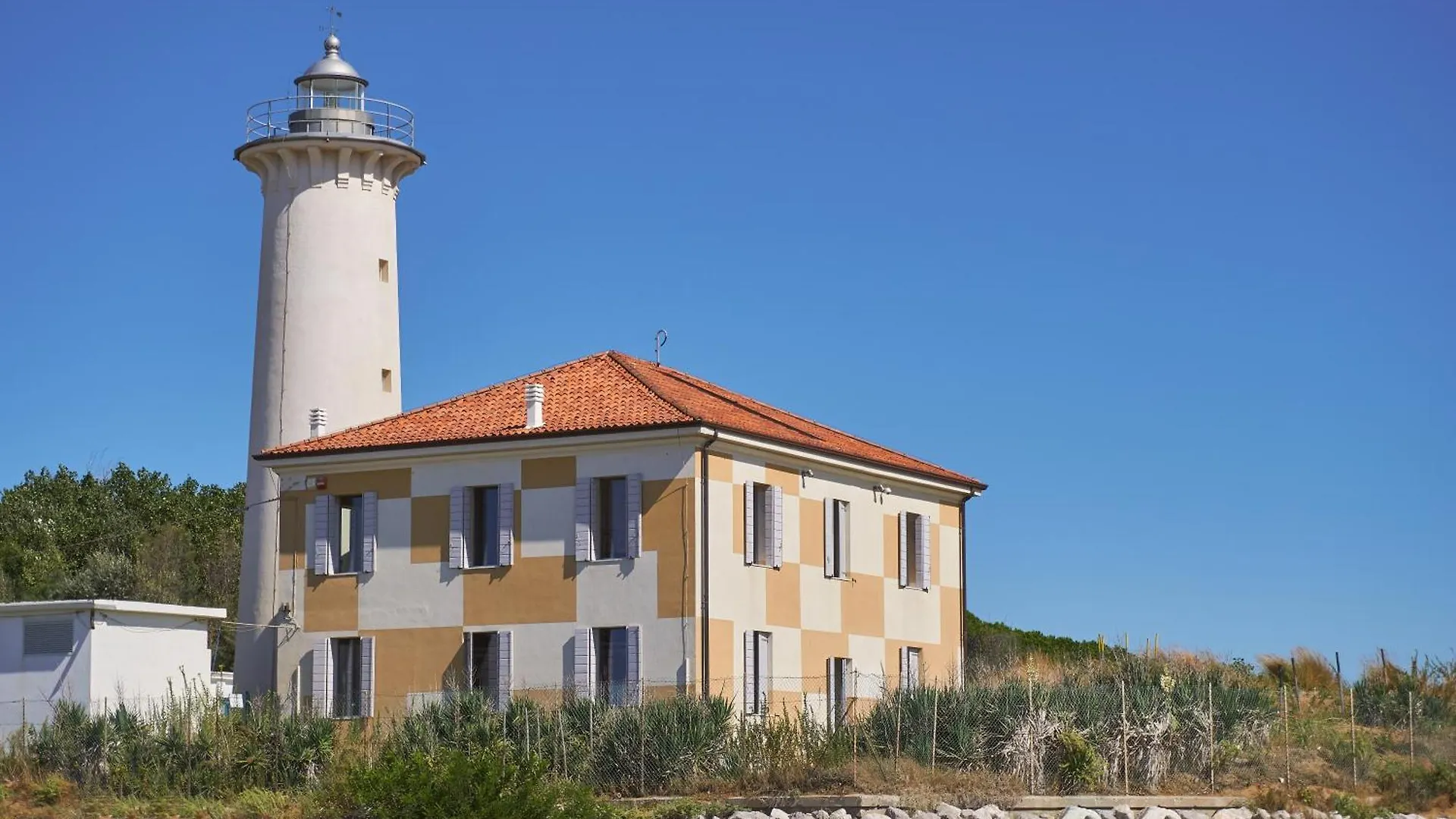 Welcoming Apartment With Big Terrace-Beahost Bibione Italy